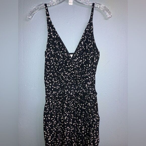 Kaileigh Black and White Patterned wide leg jumpsuit with pockets Medium #731 - Picture 2 of 4
